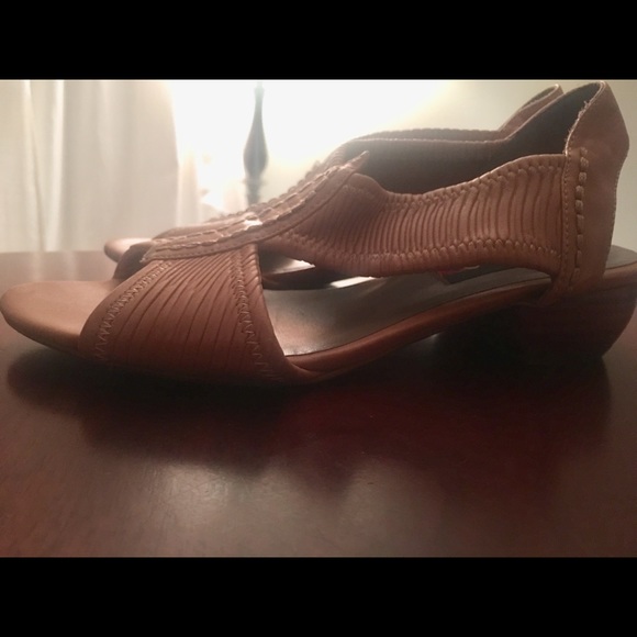 Everybody by BZ Moda tan sandals. - Picture 2 of 2